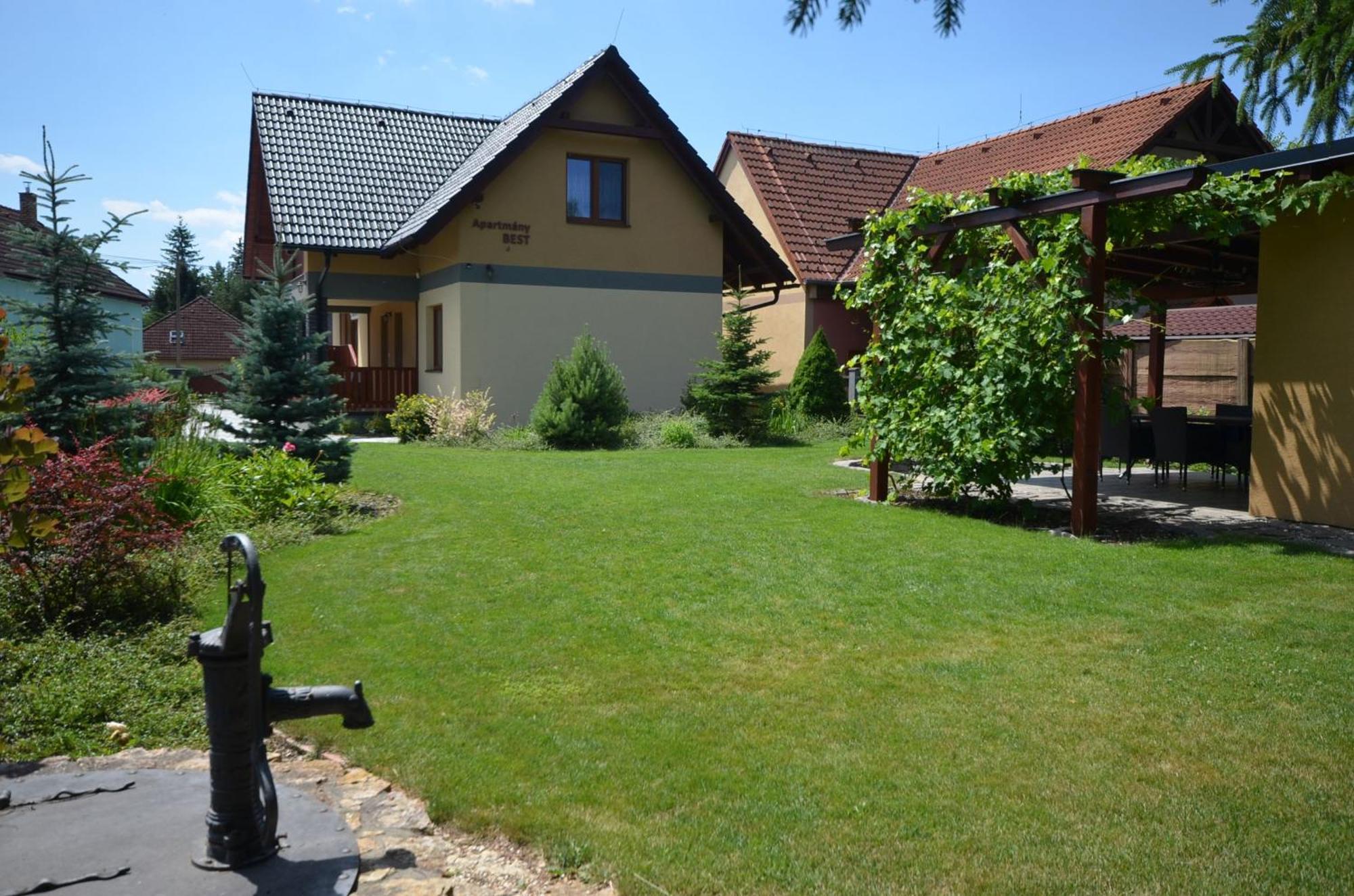 Apartmany Best I. Bešeňová 外观 照片